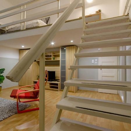 De Lux Studio Apartment In Historical Quarters ブダペスト エクステリア 写真