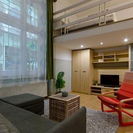 De Lux Studio Apartment In Historical Quarters ブダペスト エクステリア 写真