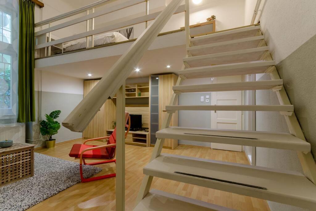 De Lux Studio Apartment In Historical Quarters ブダペスト エクステリア 写真